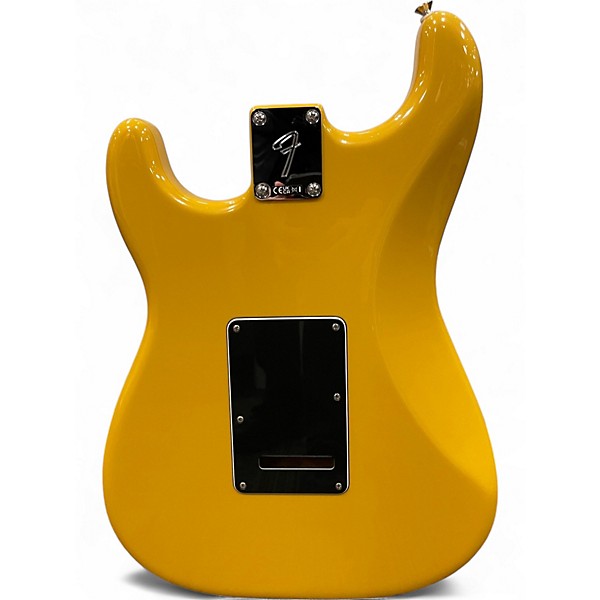 Used 2025 Fender PLAYER II MODIFIED STRATOCASTER SUNSHINE YELLOW Solid Body Electric Guitar