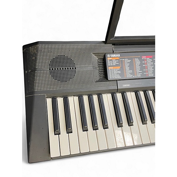 Used Yamaha PSRF51 61 Key Portable Keyboard