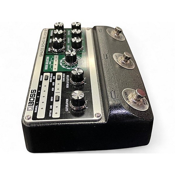 Used BOSS RE-202 Effect Pedal