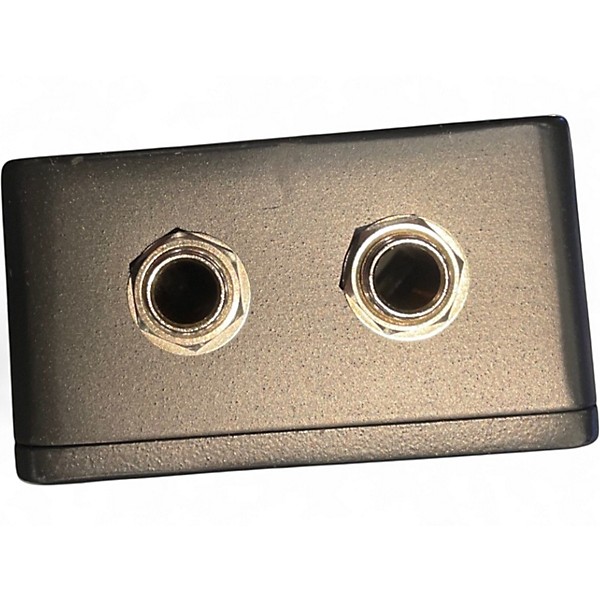 Used Behringer DI400P Passive Direct Box