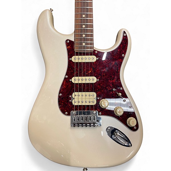 Used Fender Player II Modified Stratocaster hss white Solid Body Electric Guitar