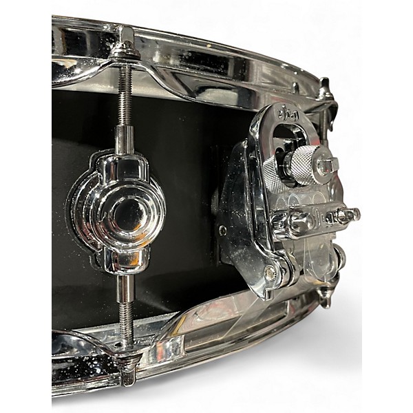 Used DW 5.5X14 Design Series Snare Satin Black Drum