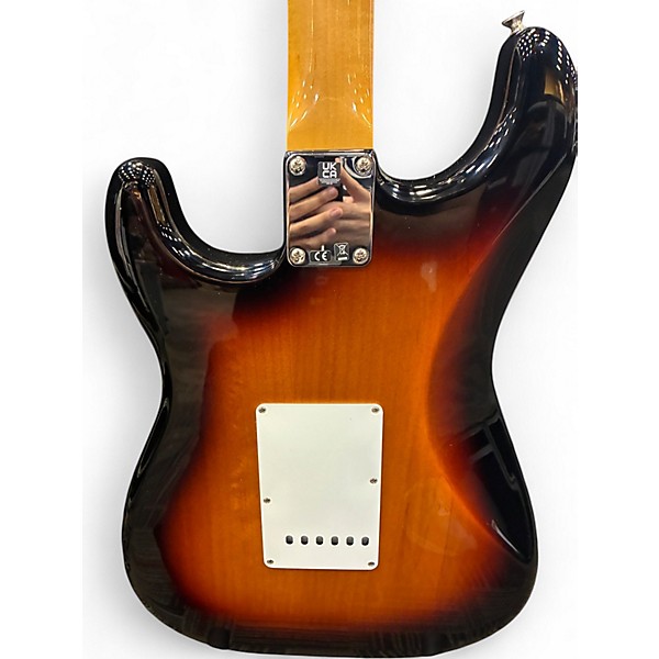 Used 2023 Fender Vintera 60s Stratocaster 3 Tone Sunburst Solid Body Electric Guitar