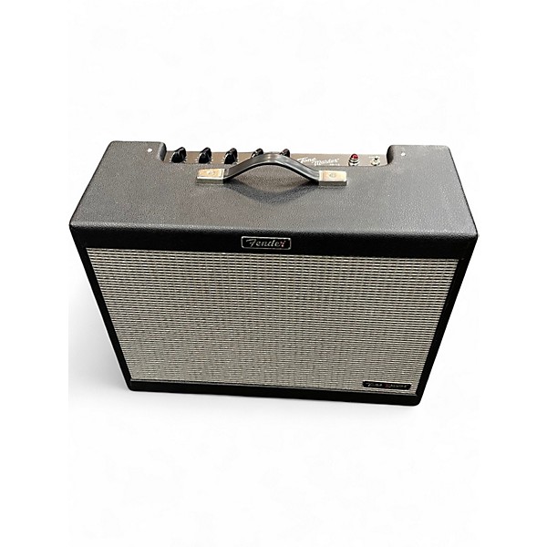 Used Fender FR12 Powered Speaker