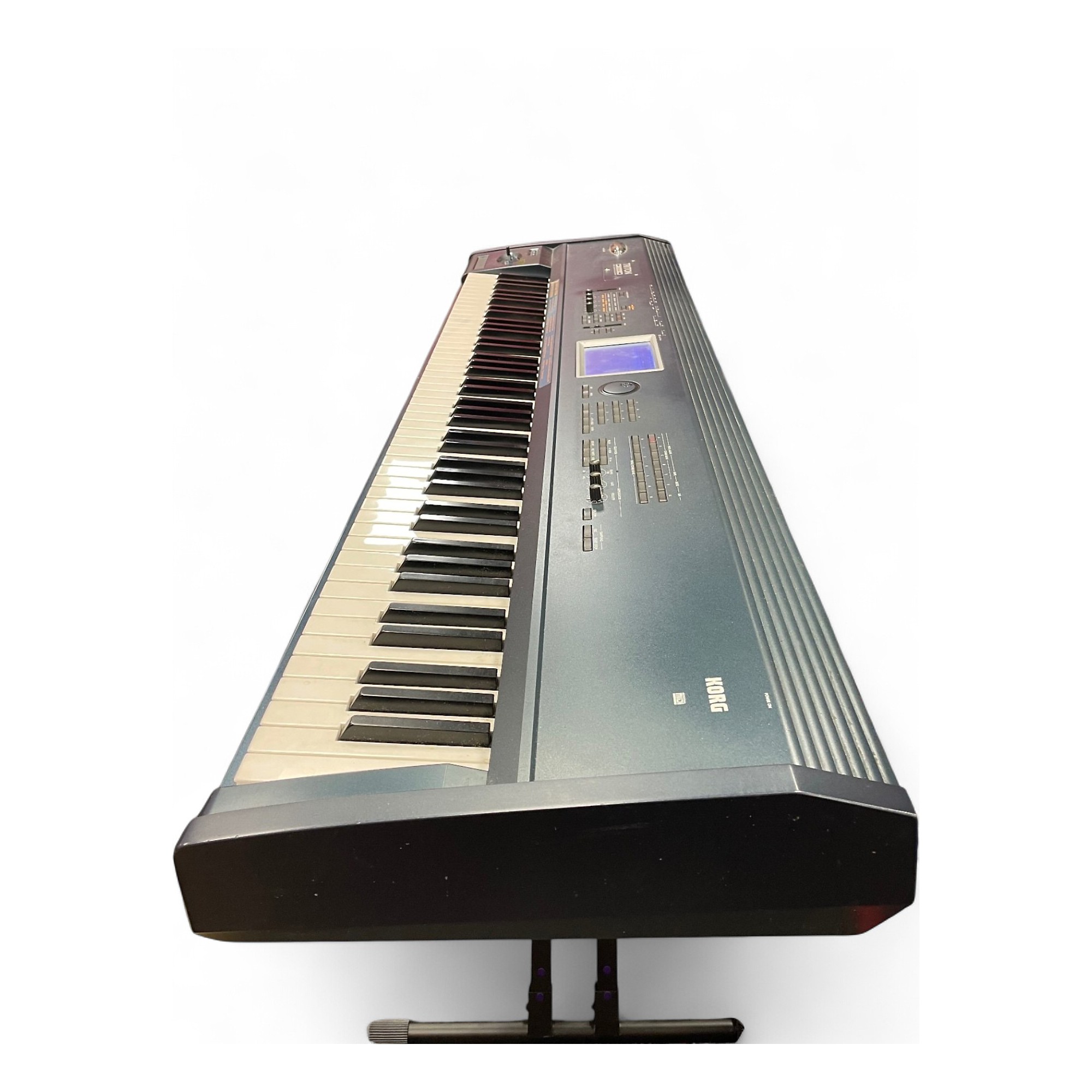 Used KORG Triton Extreme 88 Key Keyboard Workstation | Guitar Center