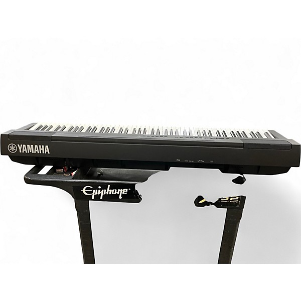 Used Yamaha P125 Digital Piano