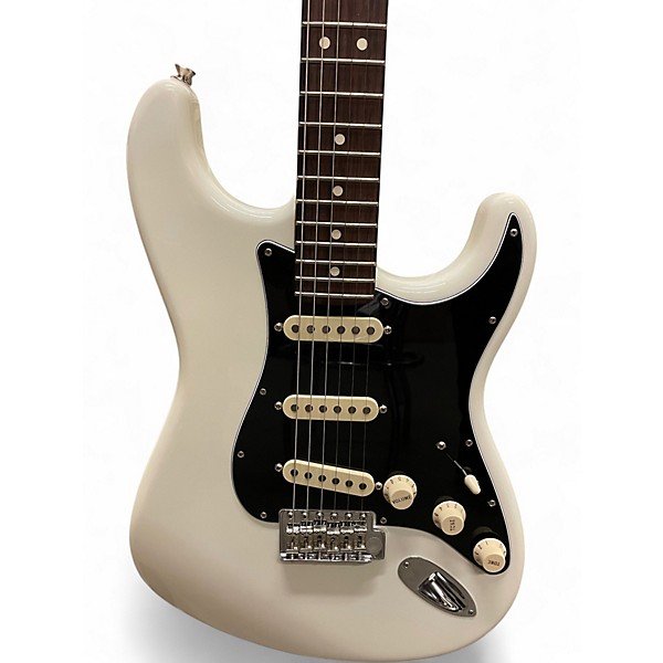Used 2020 Fender American Performer Stratocaster SSS Arctic White Solid Body Electric Guitar