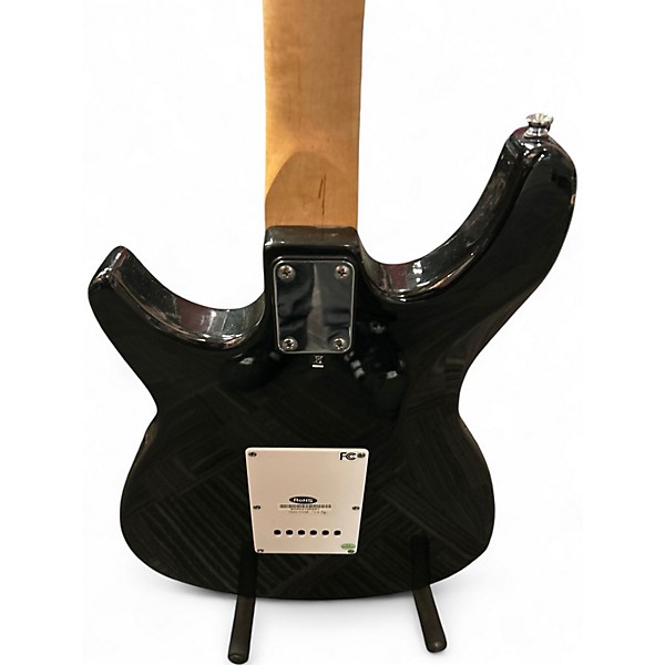 Used Behringer iaxe Black Solid Body Electric Guitar