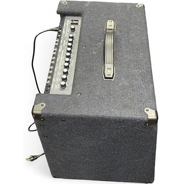 Used Roland KC-600 Keyboard Amp