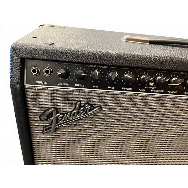 Used Fender VINTAGE CHOURS 2x12 Guitar Combo Amp