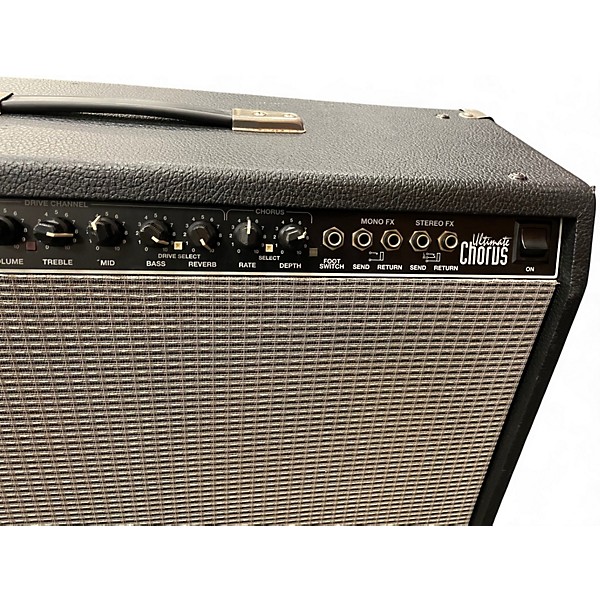 Used Fender VINTAGE CHOURS 2x12 Guitar Combo Amp