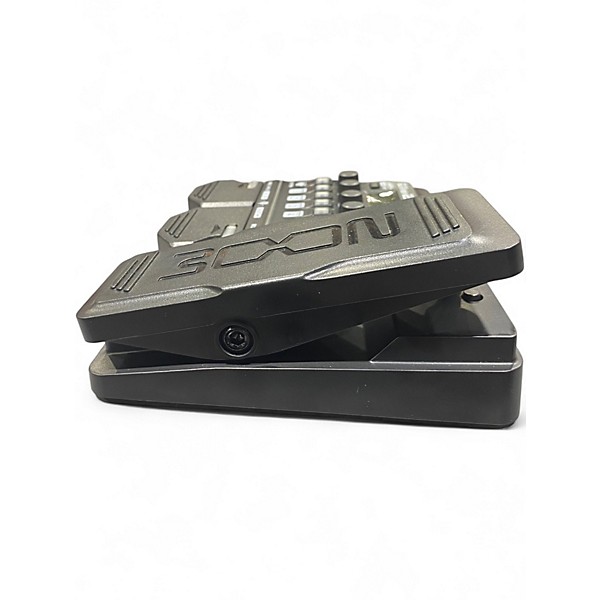 Used Zoom G1X FOUR Effect Processor