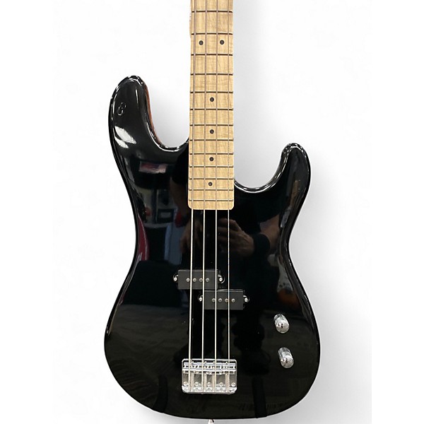 Used Davison 4 STR Black Electric Bass Guitar