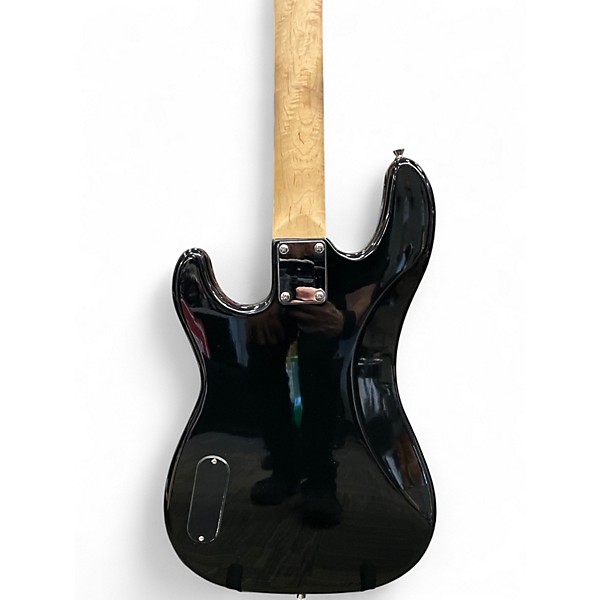 Used Davison 4 STR Black Electric Bass Guitar