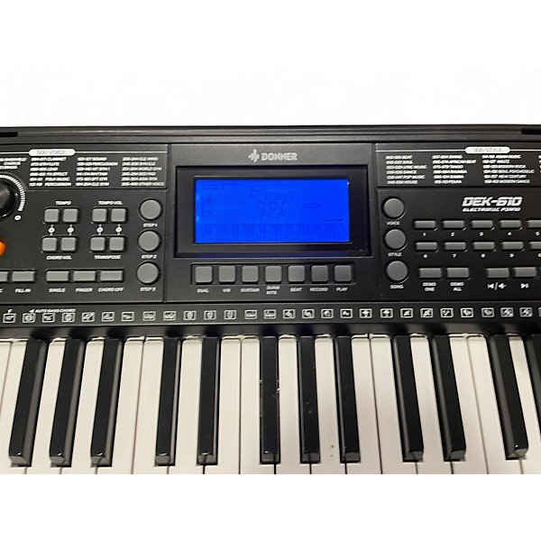 Used Donner DEK-610 Portable Keyboard