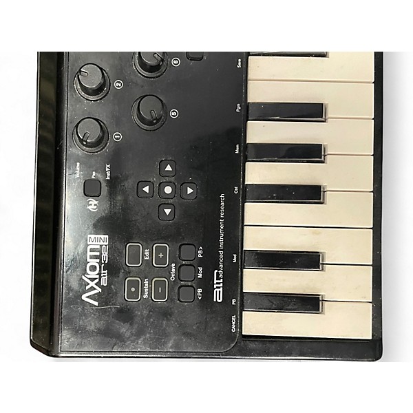 Used M-Audio Axiom Air Mini 32 MIDI Controller