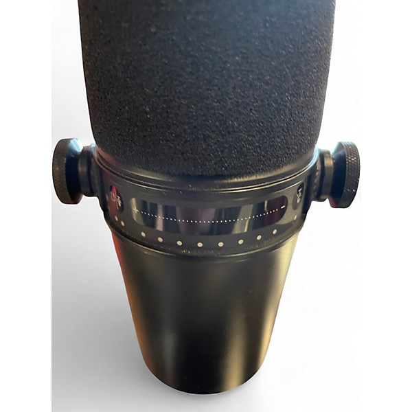 Used Shure MV7 Dynamic Microphone