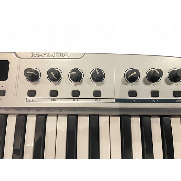 Used M-Audio KeyRig 25 Keyboard Workstation