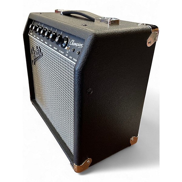 Used Fender CHAMPION 25 Guitar Power Amp