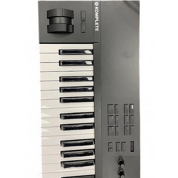 Used Native Instruments Komplete Kontrol A61 MIDI Controller