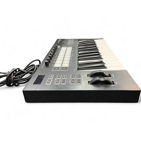 Used Novation Launchkey 25 Key MIDI Controller