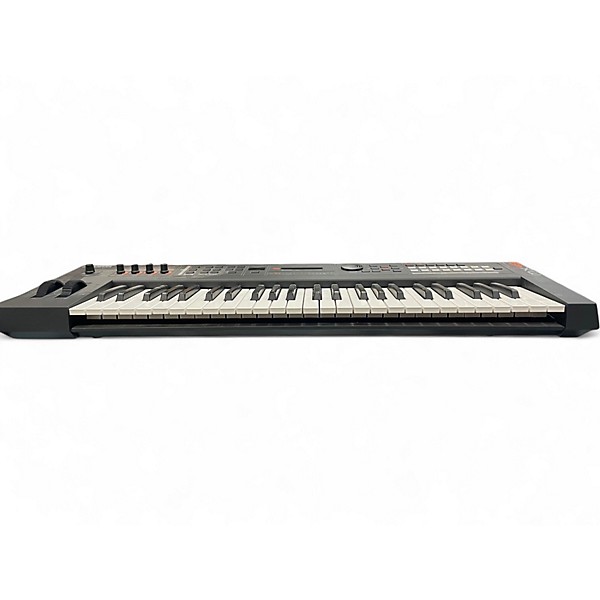 Used Yamaha MX49 49 Key Keyboard Workstation