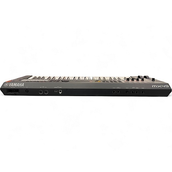 Used Yamaha MX49 49 Key Keyboard Workstation