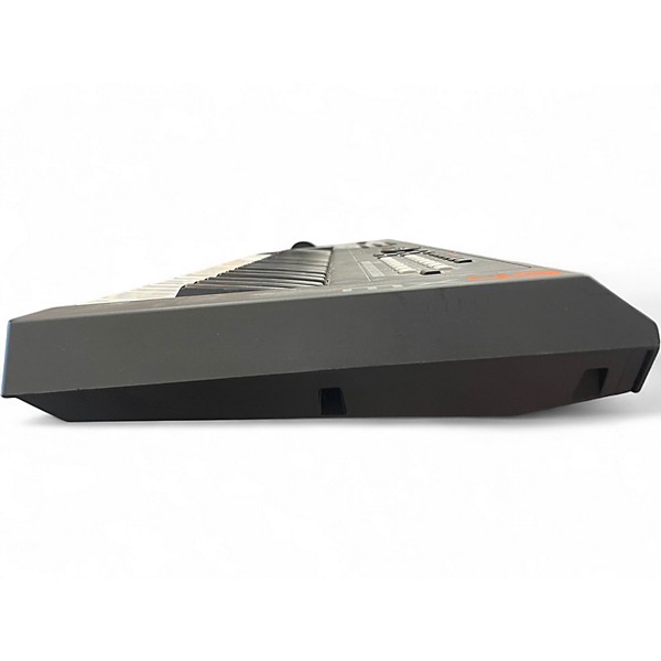 Used Yamaha MX49 49 Key Keyboard Workstation