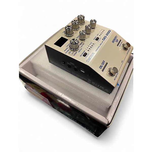 Used BOSS DD200 Digital Delay Effect Pedal