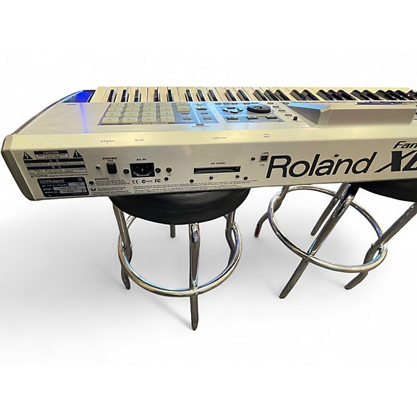 Used Roland Fantom X6 Keyboard Workstation