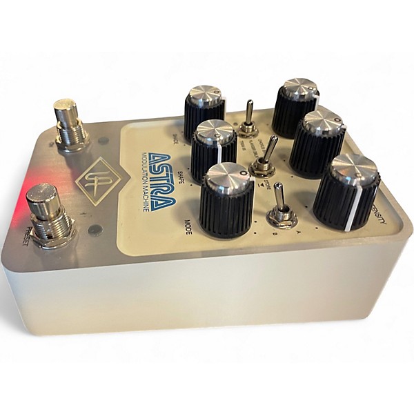 Used Universal Audio ASTRA MODULATION MACHINE Pedal