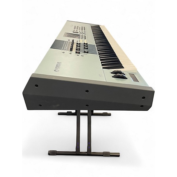 Used Yamaha Motif XS8 88 Key Keyboard Workstation