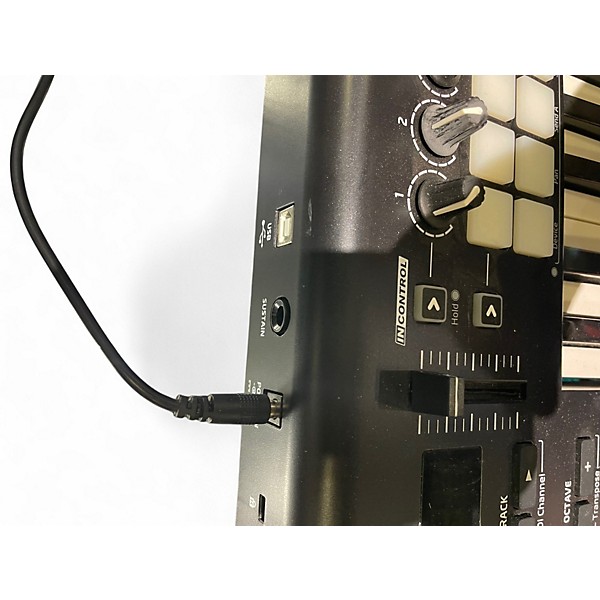 Used Novation Launchkey 25 Key MIDI Controller