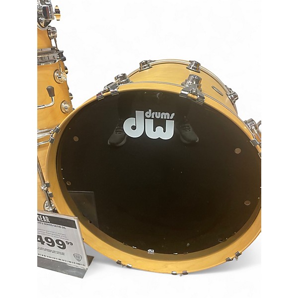 Used DW 4 Piece Collector's Series Satin Oil Satin Oil Drum Kit