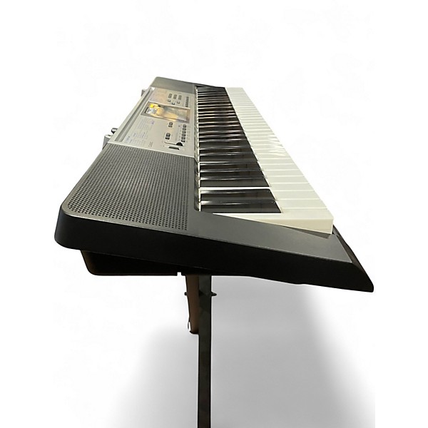 Used Casio LK175 Portable Keyboard