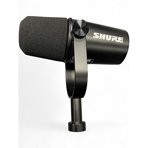 Used Shure MV7 Dynamic Microphone
