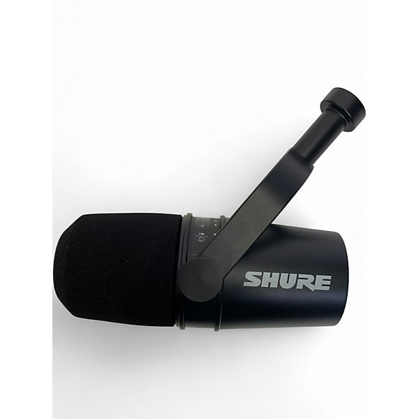 Used Shure MV7 Dynamic Microphone