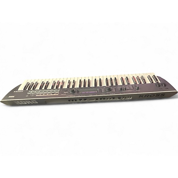 Used KORG KROSS 2 61 Key Keyboard Workstation