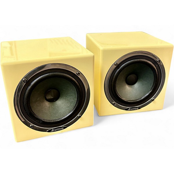 Used Avantone Mixcube 5.25 Pair Powered Monitor