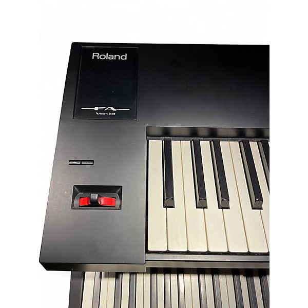 Used Roland FA08 Keyboard Workstation