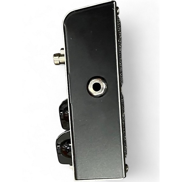 Used Akai Professional Chorus Effect Pedal