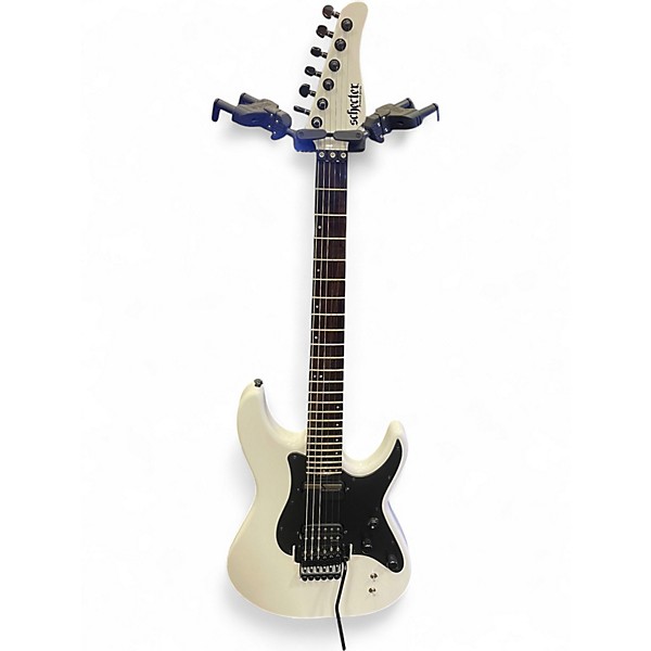 Used Schecter Guitar Research Sun Valley Super Shredder Alpine White Solid Body Electric Guitar