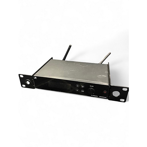 Used Sennheiser XSW 2 E835 Handheld Wireless System