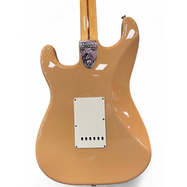 Used 2023 Fender Limited International Color Stratocaster Sahara Taupe Solid Body Electric Guitar