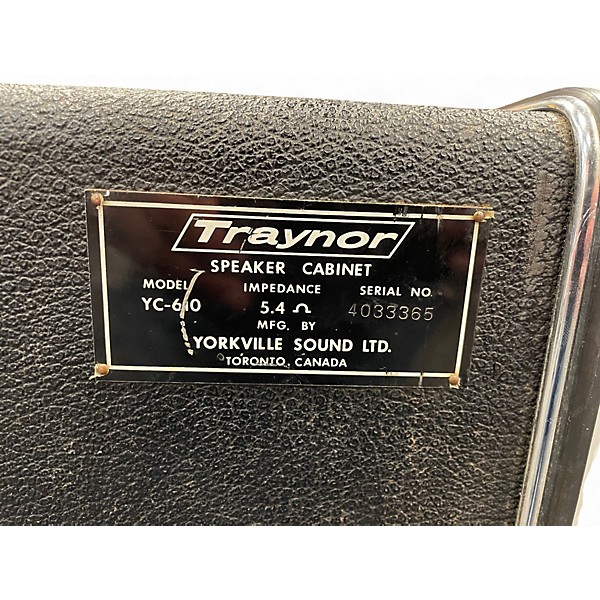 Used Traynor YC610 Bass Cabinet
