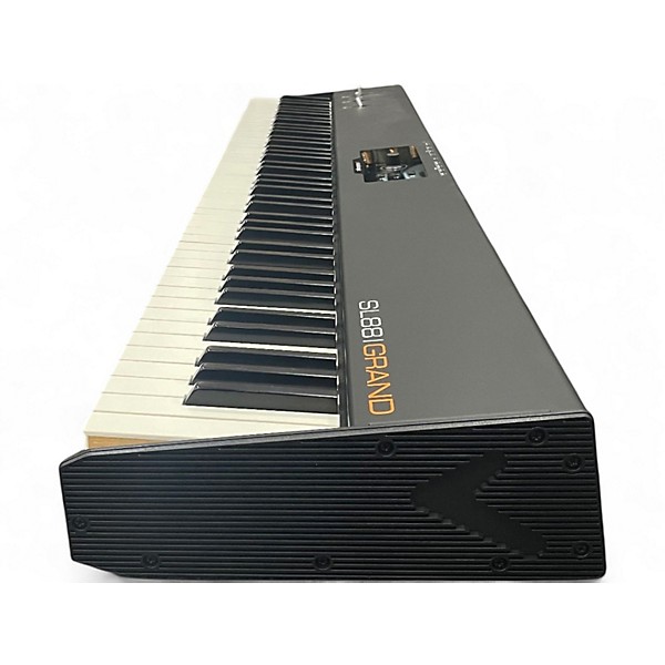 Used Studiologic SL88 Grand Keyboard Workstation