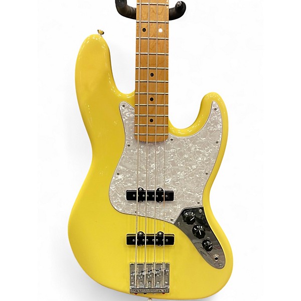 Used Fender Player Jazz Bass Cream Electric Bass Guitar