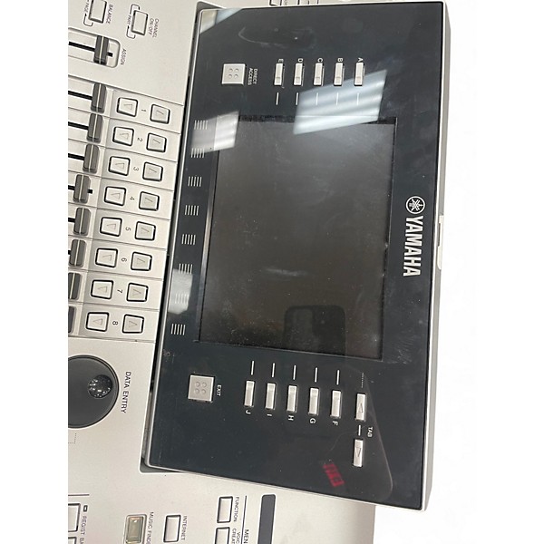 Used Yamaha Tyros4 61 Key Arranger Keyboard