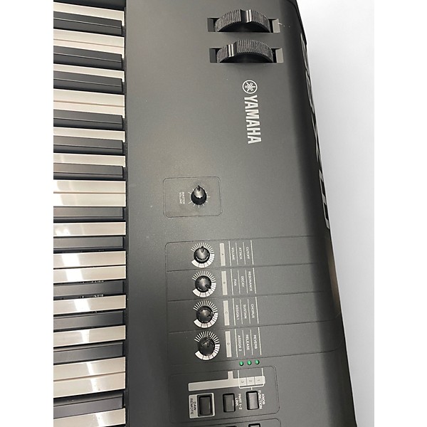 Used Yamaha MX88 Synthesizer