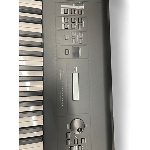 Used Yamaha MX88 Synthesizer